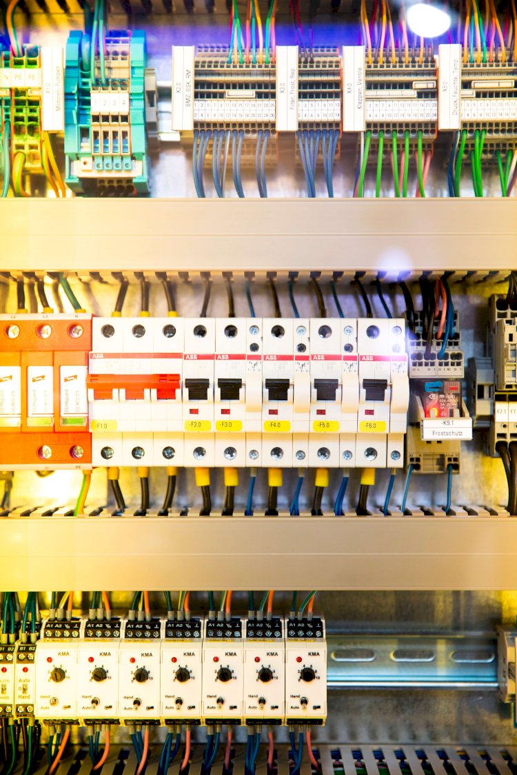 Vérifier l'installation de son système électrique 